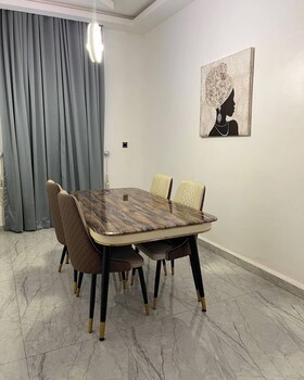 de luciee apartment