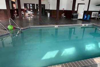 Coratel Plus Suites By Jasper Black River Falls,,2 star