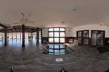Coratel Plus Suites By Jasper Black River Falls,,2 star
