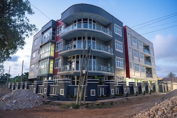 adonai hotel and apartments