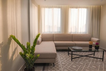 jadah residence by ch
