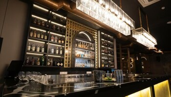 auris hotelandrestobar