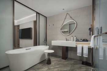 Wanda Moments Hotel Jingshan,,4 star