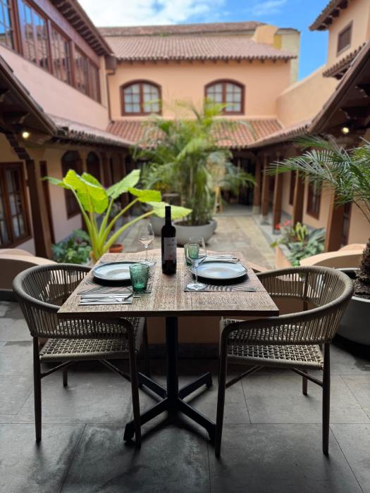 hotel jardin secreto