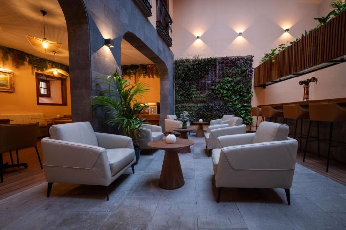hotel jardin secreto