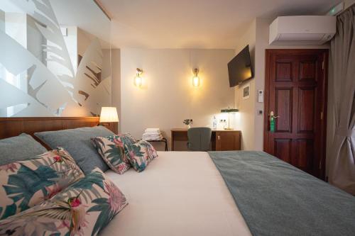 hotel jardin secreto