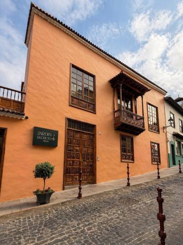hotel jardin secreto