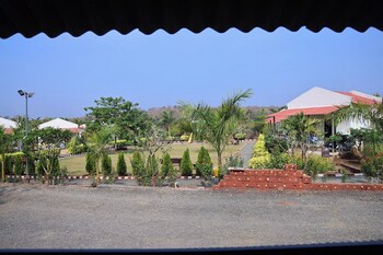vanray farm and resort