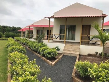 vanray farm and resort