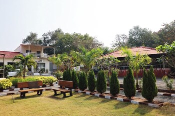 vanray farm and resort