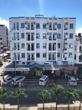 suhufi palace hotel
