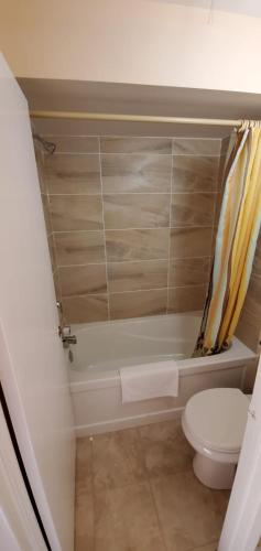 town n country motor inn