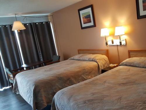 town n country motor inn