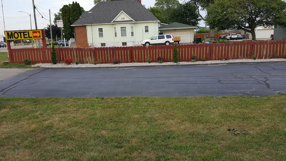 town n country motor inn