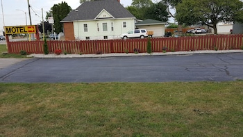 town n country motor inn