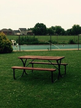 town n country motor inn