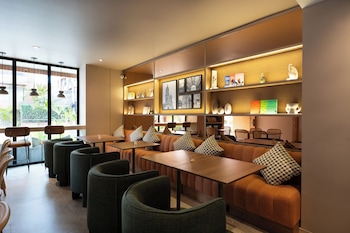 bomma house