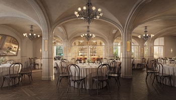 The Nora Hotel,,5 star