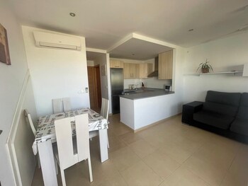 condado de alhama apt pool park parking sleeps4