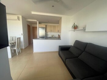 Condado De Alhama Apt-Pool-Park-Parking-Sleeps4,,3 star
