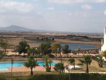 condado de alhama apt pool park parking sleeps4