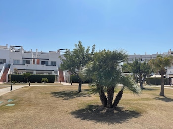 condado de alhama apt pool park parking sleeps4
