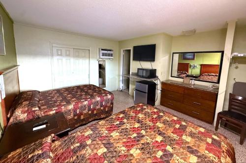 riviera motel elba near enterprise us 84