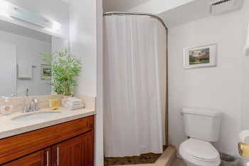 skyline island stay 2 adjoining studios