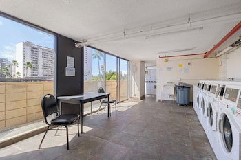 skyline island stay 2 adjoining studios