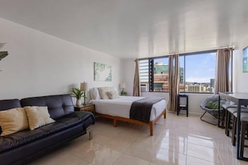 skyline island stay 2 adjoining studios