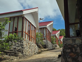 alicia resort
