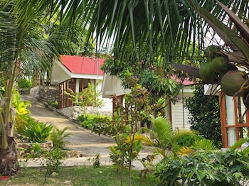 alicia resort
