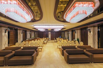 hotel guru kripa grand 3 star category