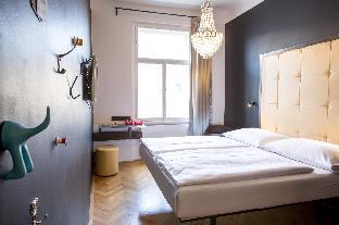 sophies hostel