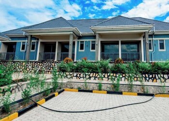 Shimo Resort Hotel,,3 star
