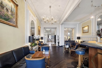 La Residence Des Trois Couronnes,,4 star