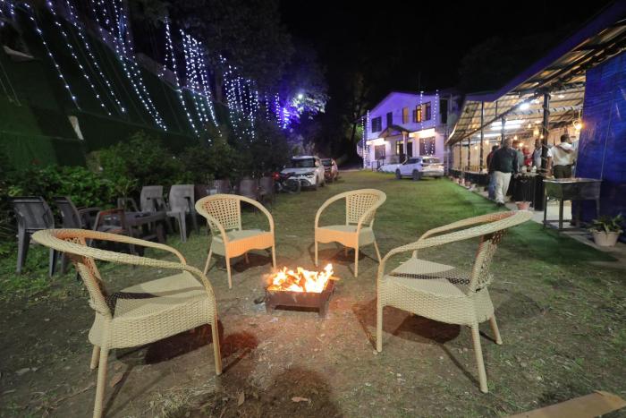 royal stay in the natures lap