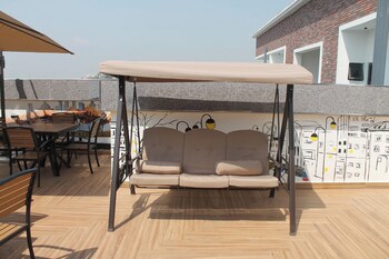 grabbo luxury apartment