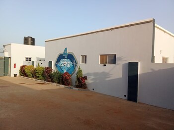 four diamonds hotel and suites