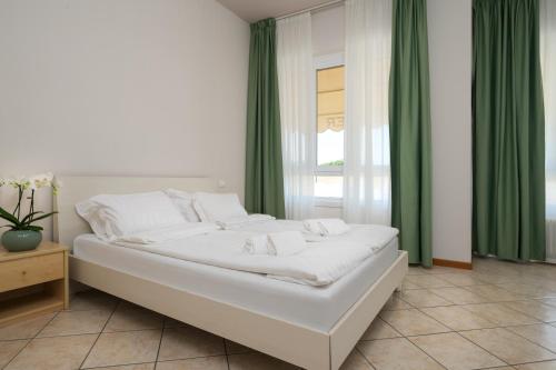 hotel max lazise