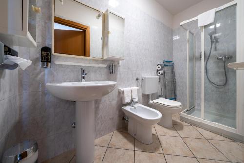 hotel max lazise