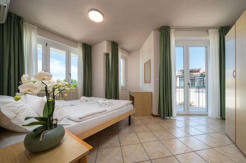 hotel max lazise