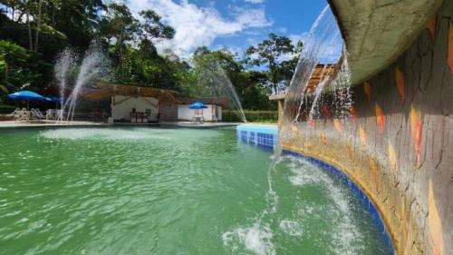 hotel y termales las heliconias