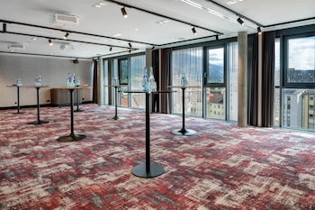 radisson red innsbruck