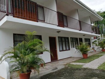 Villa Prada,,2 star