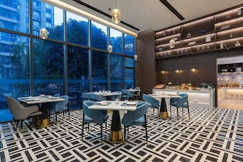 days inn by wyndham changsha yuhua