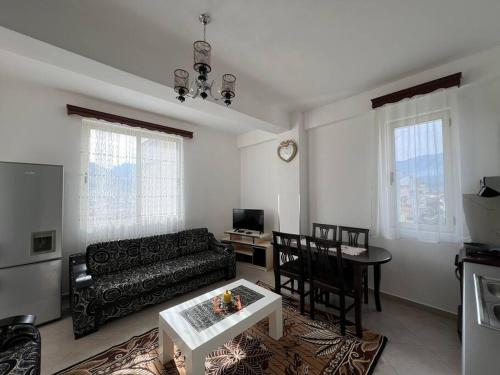 aisha apartment