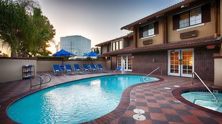 Surestay Plus Hotel By Best Western Mountain View,Los Altos>>Lake Area,3 star
