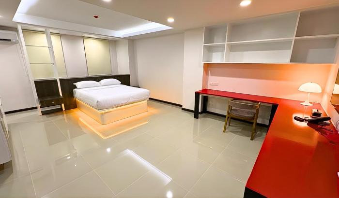 paul and pam hotel bangkok