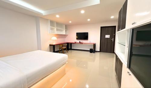 paul and pam hotel bangkok